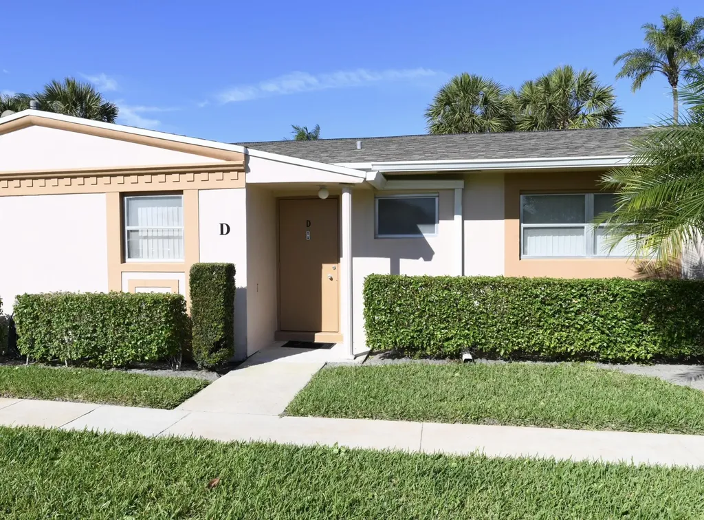 2556 Dudley Drive West Palm Beach FL 33415