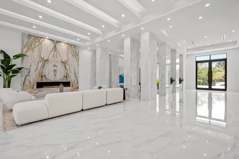 8235 Twin Lake Drive Boca Raton FL 33496
