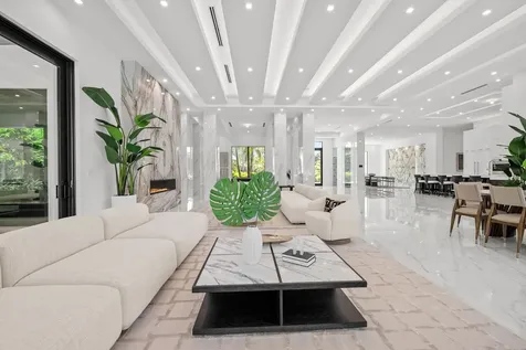 8235 Twin Lake Drive Boca Raton FL 33496