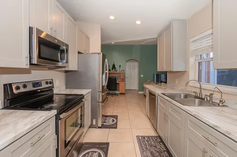 557 Sw Baoy Avenue Port Saint Lucie FL 34953