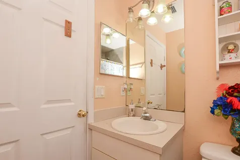 557 Sw Baoy Avenue Port Saint Lucie FL 34953