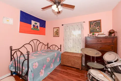 557 Sw Baoy Avenue Port Saint Lucie FL 34953