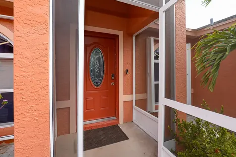 557 Sw Baoy Avenue Port Saint Lucie FL 34953