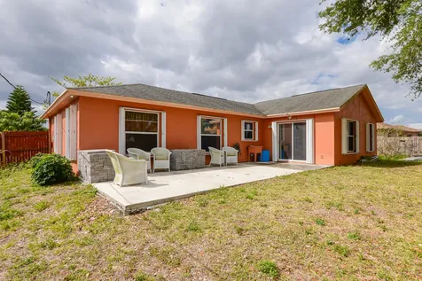 557 Sw Baoy Avenue Port Saint Lucie FL 34953