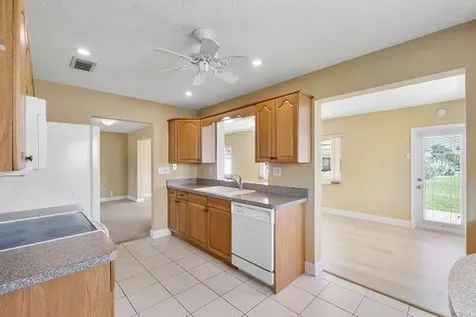 1701 Sw 19th Court Boynton Beach FL 33426