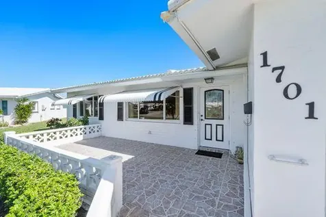 1701 Sw 19th Court Boynton Beach FL 33426