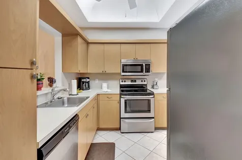 10879 Waterberry Court Boca Raton FL 33498