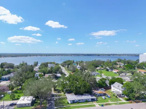 657 Avenue C Winter Haven FL 33880