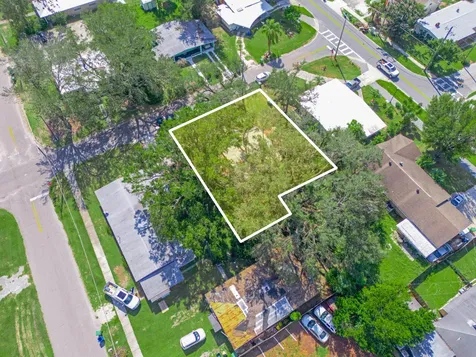 657 Avenue C Winter Haven FL 33880
