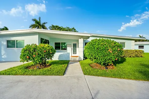 6620 Lake Clarke Drive Lake Clarke Shores FL 33406
