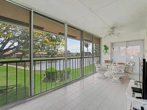 9805 Shadybrook 201 Drive Boynton Beach FL 33437