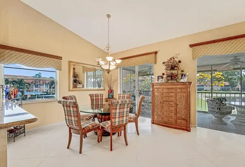 9805 Shadybrook 201 Drive Boynton Beach FL 33437