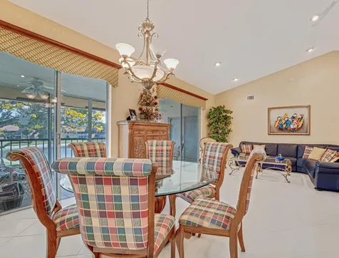 9805 Shadybrook 201 Drive Boynton Beach FL 33437