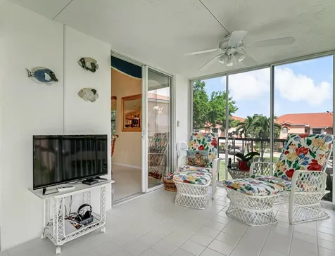9805 Shadybrook 201 Drive Boynton Beach FL 33437
