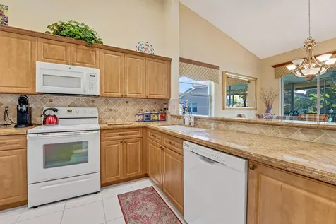 9805 Shadybrook 201 Drive Boynton Beach FL 33437
