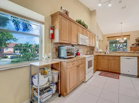 9805 Shadybrook 201 Drive Boynton Beach FL 33437