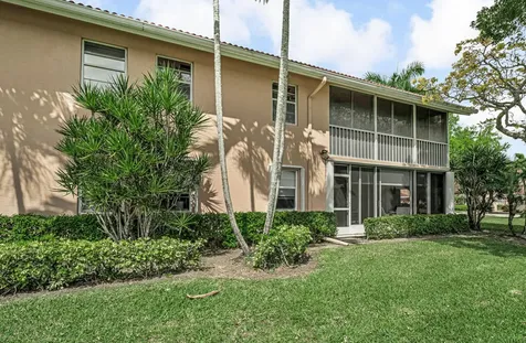 9805 Shadybrook 201 Drive Boynton Beach FL 33437