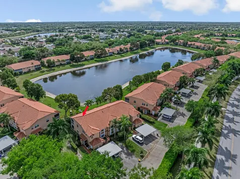 9805 Shadybrook 201 Drive Boynton Beach FL 33437