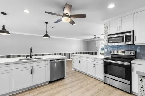 2300 Sw 21st Way Boynton Beach FL 33426