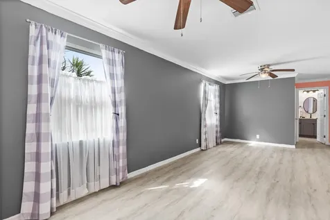 2300 Sw 21st Way Boynton Beach FL 33426
