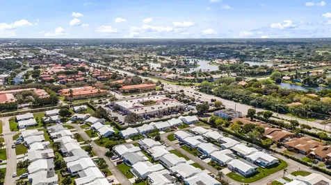 2300 Sw 21st Way Boynton Beach FL 33426