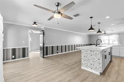 2300 Sw 21st Way Boynton Beach FL 33426