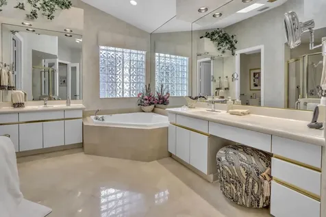 3510 Nw Clubside Circle Boca Raton FL 33496