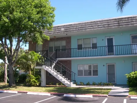 1200 Colonnades Drive Fort Pierce FL 34949