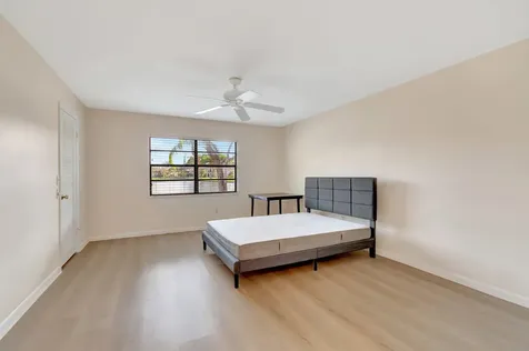 9299 Vista Del Lago Boca Raton FL 33428