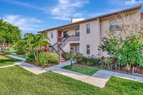 9299 Vista Del Lago Boca Raton FL 33428