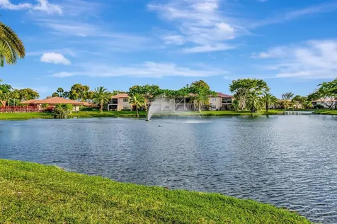 9299 Vista Del Lago Boca Raton FL 33428