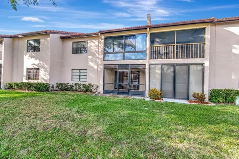 9299 Vista Del Lago Boca Raton FL 33428