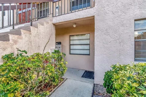 9299 Vista Del Lago Boca Raton FL 33428