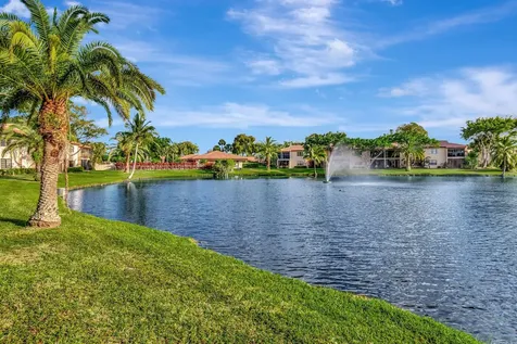 9299 Vista Del Lago Boca Raton FL 33428