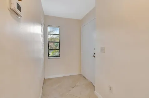 9299 Vista Del Lago Boca Raton FL 33428
