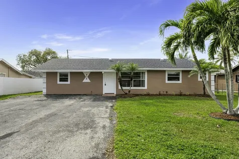 816 Ne 22nd Street Belle Glade FL 33430