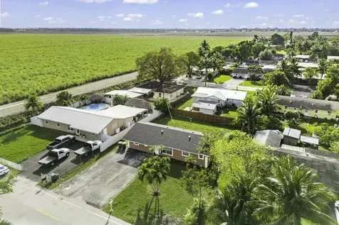 816 Ne 22nd Street Belle Glade FL 33430