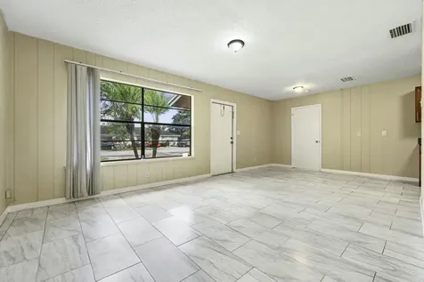 816 Ne 22nd Street Belle Glade FL 33430