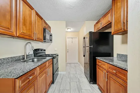 816 Ne 22nd Street Belle Glade FL 33430