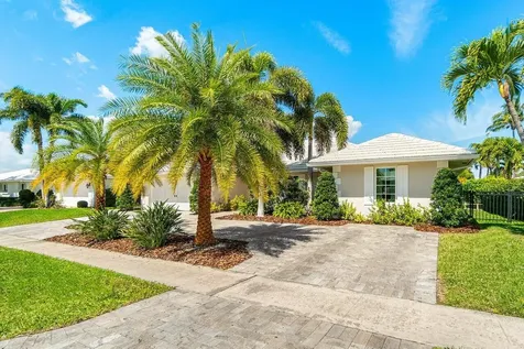 633 Tulip Tree Lane Boca Raton FL 33486