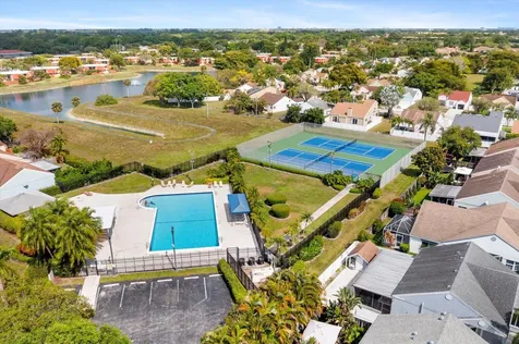 8319 Dynasty Drive Boca Raton FL 33433