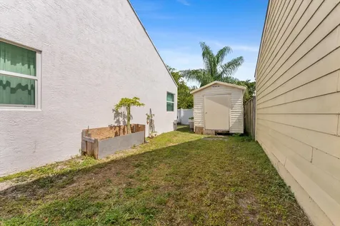 8319 Dynasty Drive Boca Raton FL 33433