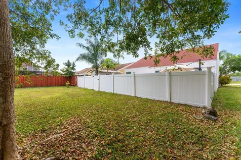 8319 Dynasty Drive Boca Raton FL 33433