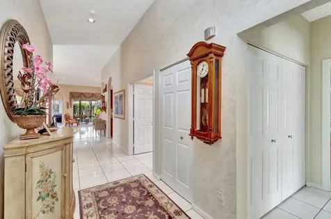 5845 Seashell Terrace Boynton Beach FL 33437