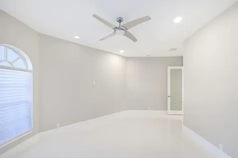 5147 Nw 24th Way Boca Raton FL 33496
