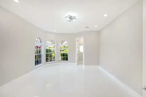 5147 Nw 24th Way Boca Raton FL 33496