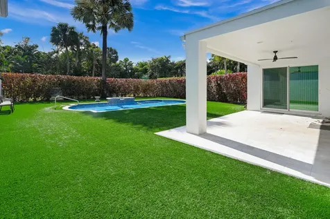 5147 Nw 24th Way Boca Raton FL 33496