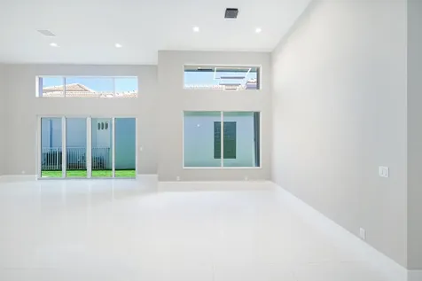 5147 Nw 24th Way Boca Raton FL 33496