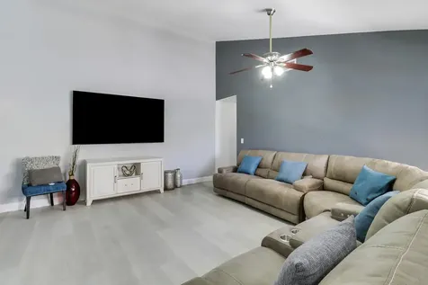 1104 Summit Trail Circle West Palm Beach FL 33415