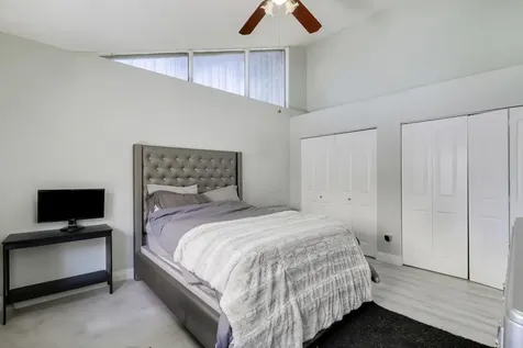 1104 Summit Trail Circle West Palm Beach FL 33415